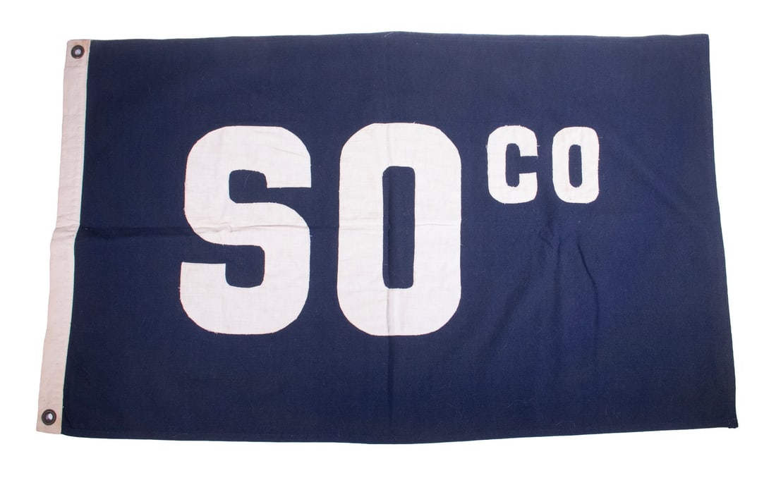 RARE 1906-1911 STANDARD OIL SHIP BURGEE FLAG: RARE 1906-1911 STANDARD OIL SHIP BURGEE FLAG "SO co" in white on blue, in brief use between Standard Oil merger of 1906 and 1911 Anti-trust breakup. Probably off a yacht or smaller boat, wool. Fine co