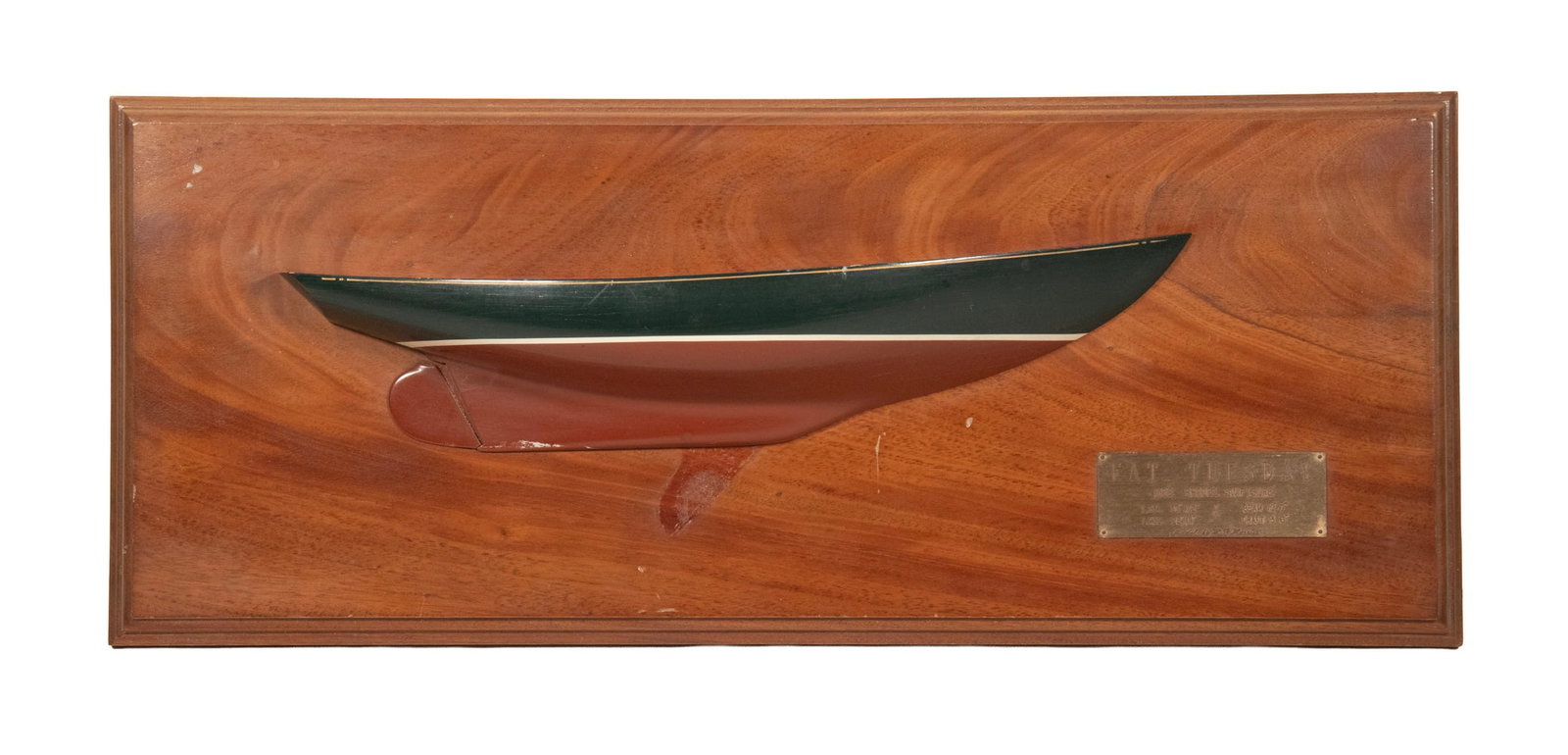 1962 RHODES SWIFTSURE "FAT TUESDAY" HALF HULL MODEL & STERN BOARD (1 of 3)