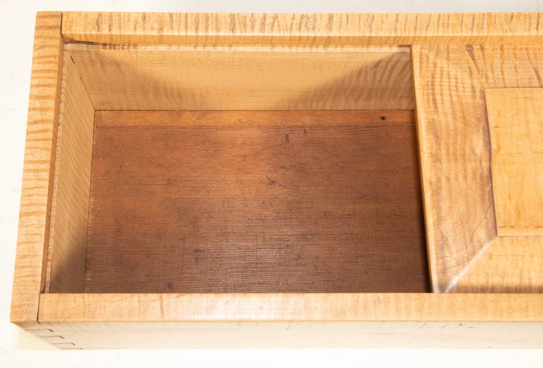 19TH C. TIGER MAPLE LOCKING CANDLE BOX - 2