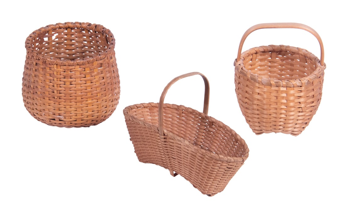 (3) ARTISAN CRAFTED MINIATURE BASKETS (1 of 2)