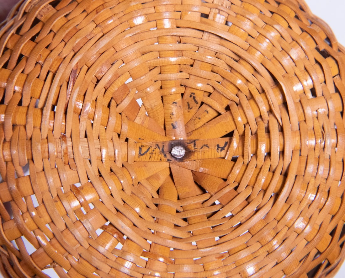 (3) ARTISAN CRAFTED MINIATURE BASKETS - 2