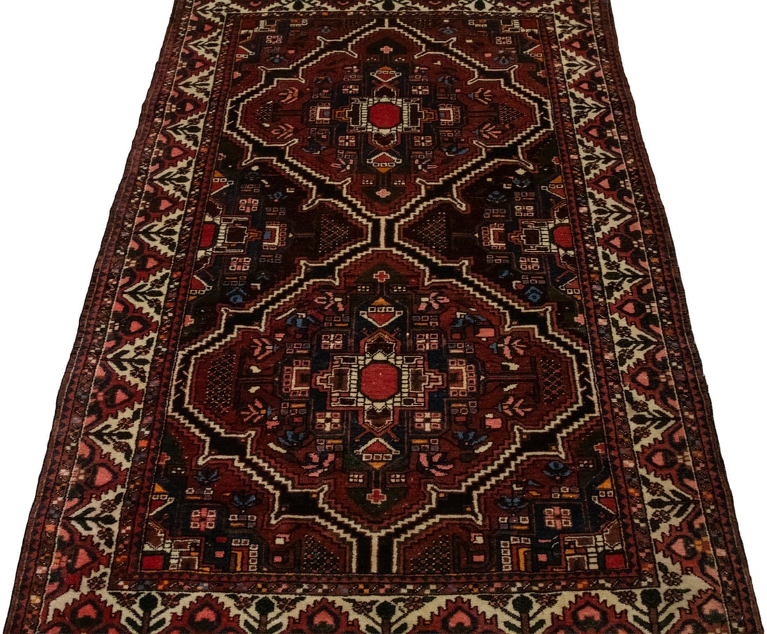 PERSIAN RUG 8' x 5'5" (1 of 4)