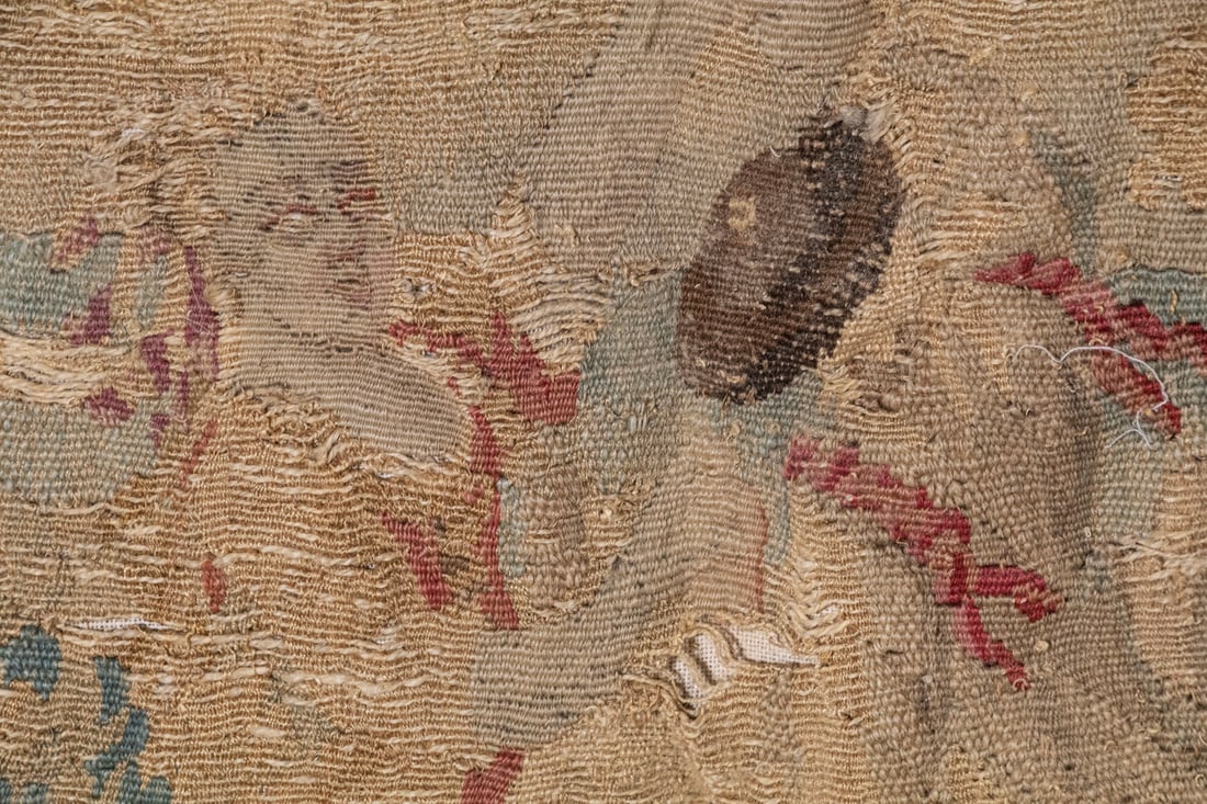 LARGE 18TH C. AUBUSSON TAPESTRY - 3