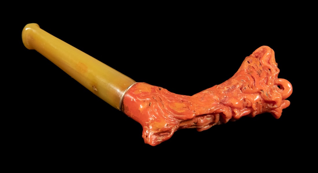 CONTINENTAL CARVED CORAL AND BAKELITE PIPE (1 of 2)