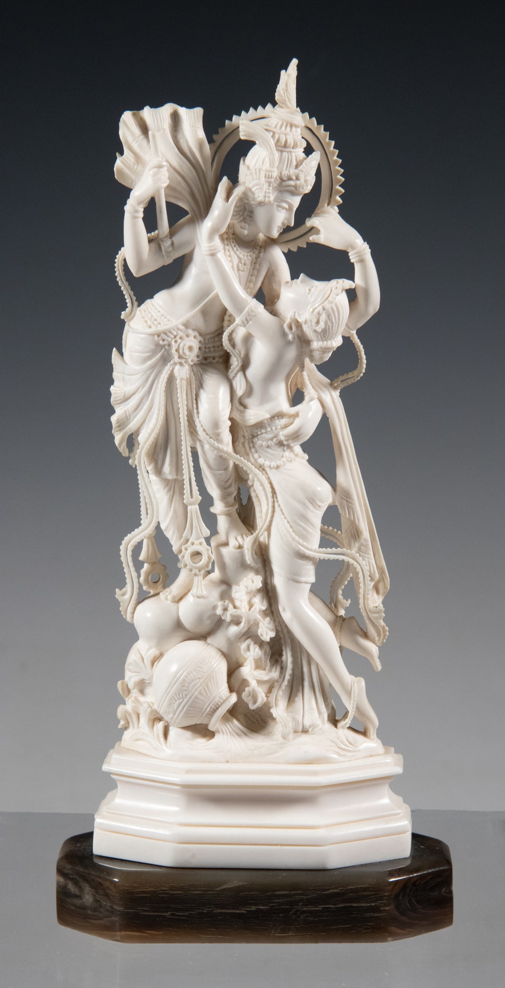 MID 20TH C. THAI IVORY FIGURINE (1 of 2)