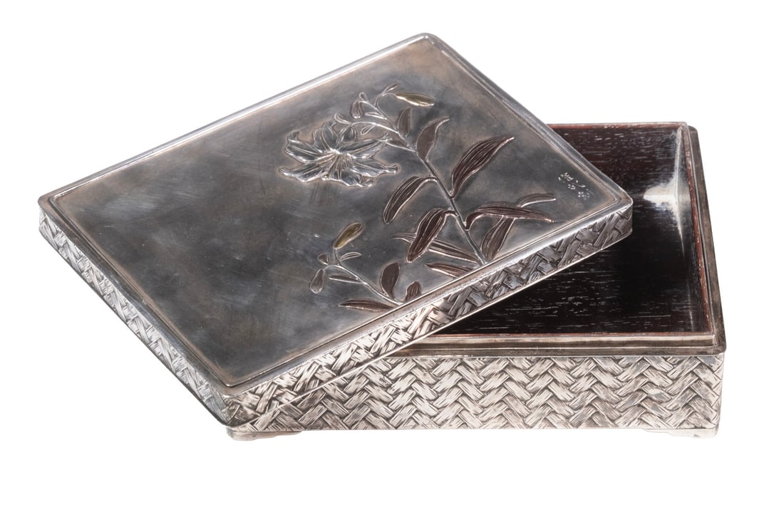 JAPANESE MIXED METAL AND FINE SILVER-CLAD ROSEWOOD BOX (1 of 4)