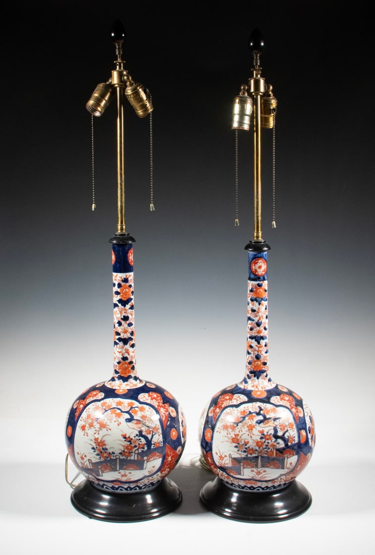 PR JAPANESE IMARI PORCELAIN VASE LAMPS, MEIJI PERIOD (1 of 3)