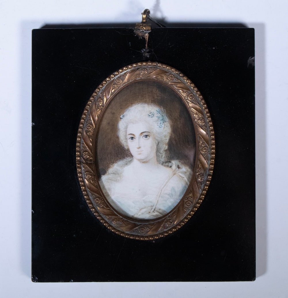 MINIATURE PORTRAIT OF A WOMAN W/C ON IVORY CA 1780 (1 of 3)