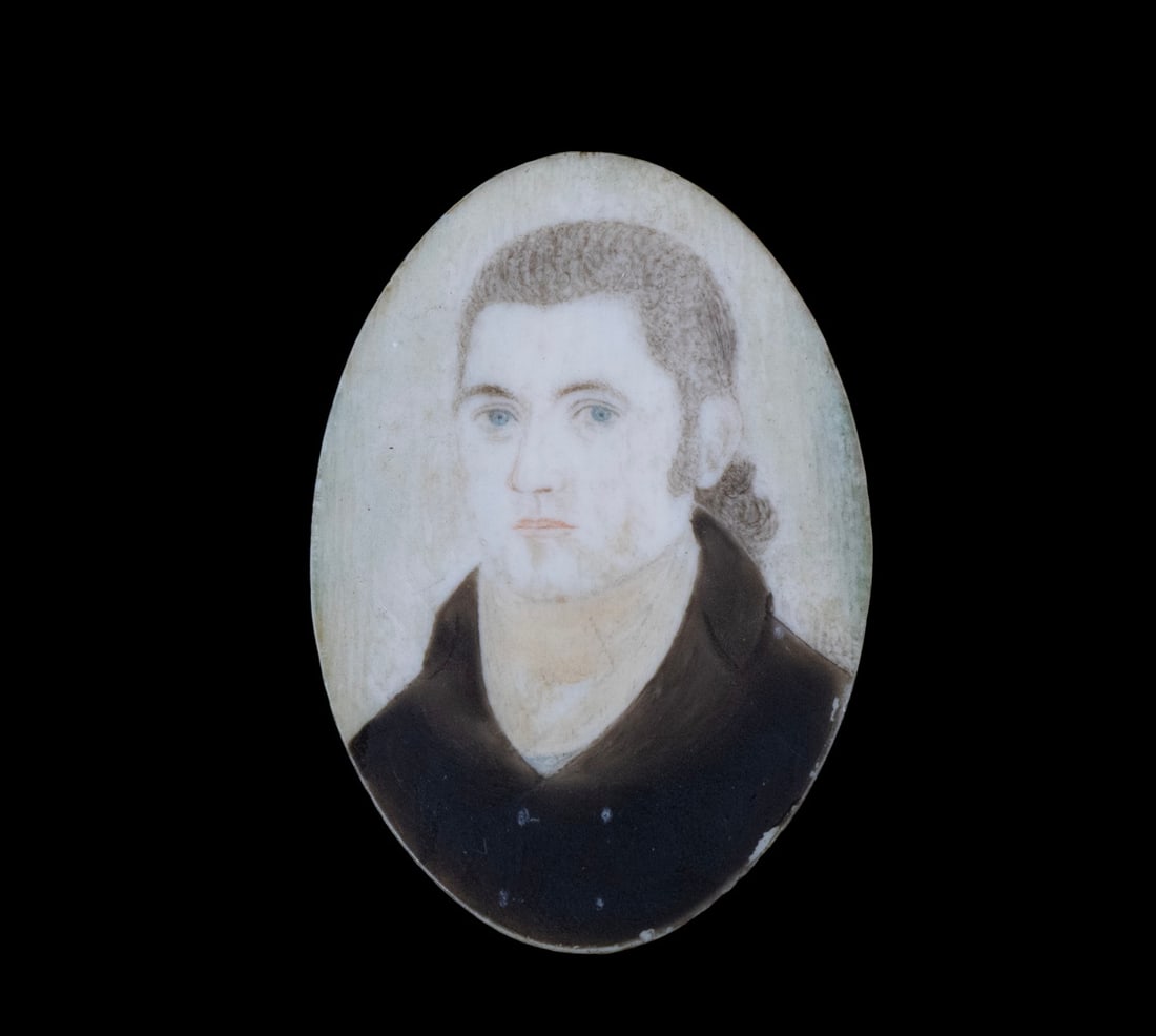 MINIATURE PORTRAIT OF MAN, OIL ON IVORY, CIRCA 1790 (1 of 2)