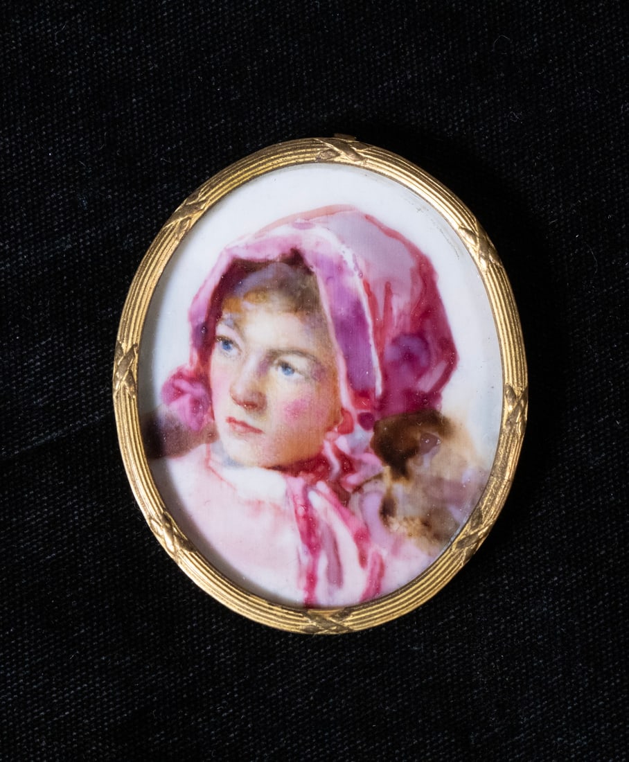 MINIATURE PORTRAIT OF WOMAN, EUROPEAN, CIRCA 1890 (1 of 2)