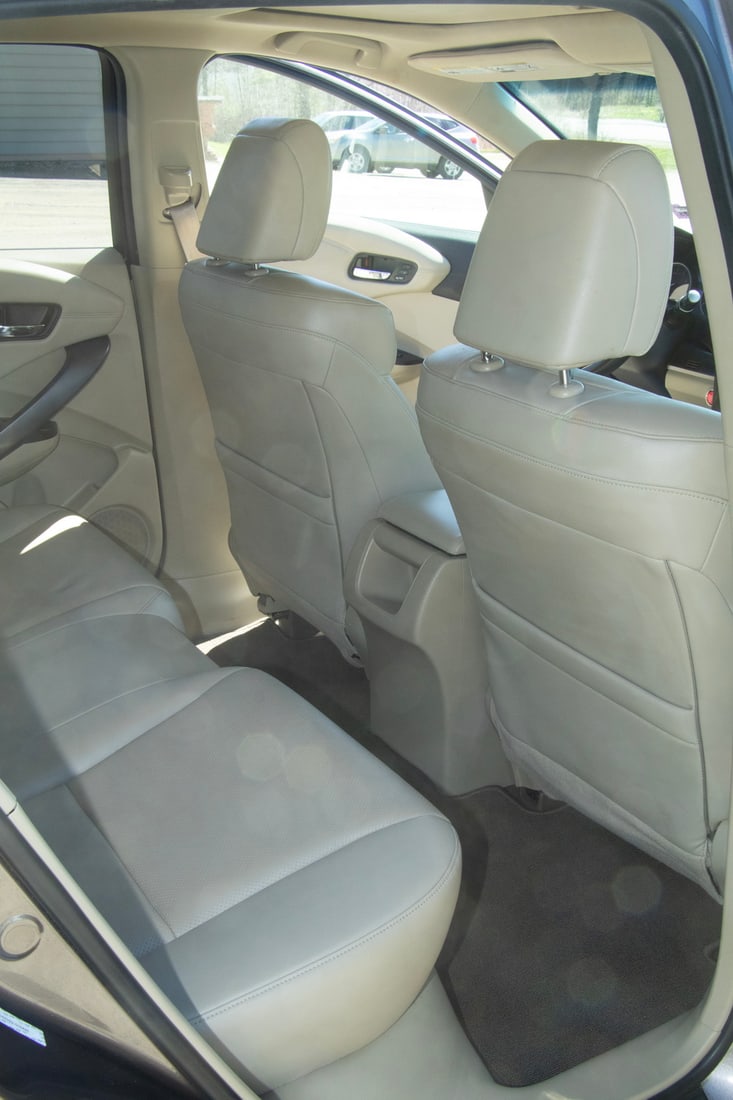 2012 ACURA RDX AWD - 8
