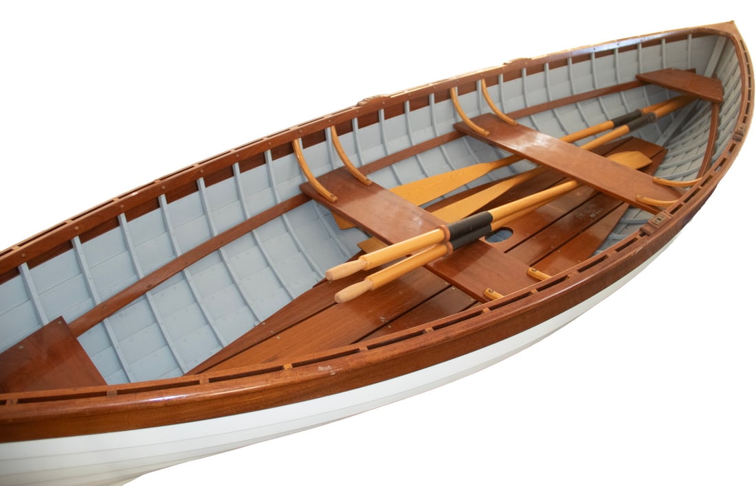 LAPSTRAKE PEAPOD ROWBOAT - 2