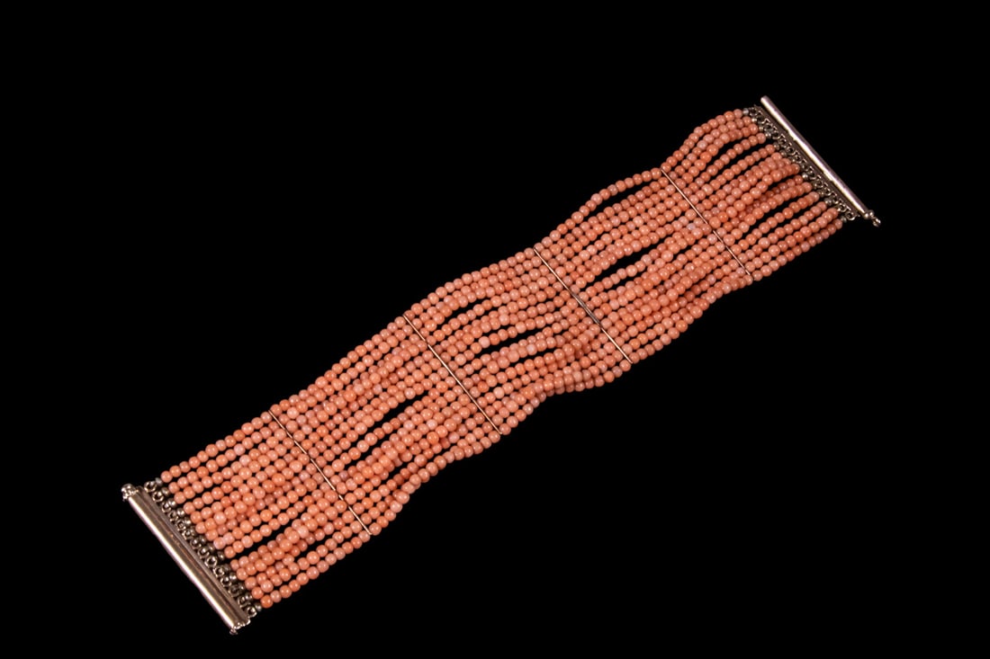 VICTORIAN MULTI-STRAND CORAL BRACELET (1 of 2)