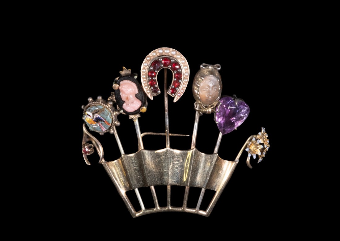JOAN STEELE 14K GOLD NOVELTY BROOCH (1 of 2)