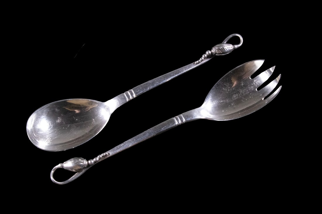 (2 PC) RANDAHL ARTS & CRAFTS STERLING SALAD SERVERS: (2 PC) RANDAHL ARTS & CRAFTS STERLING SALAD SERVERS Circa 1930s Hand Wrought Silver Salad Set, by Randahl (Julius O. Randahl, Park Ridge, IL) and retailed by Shreve Crump & Low, in a design emulating