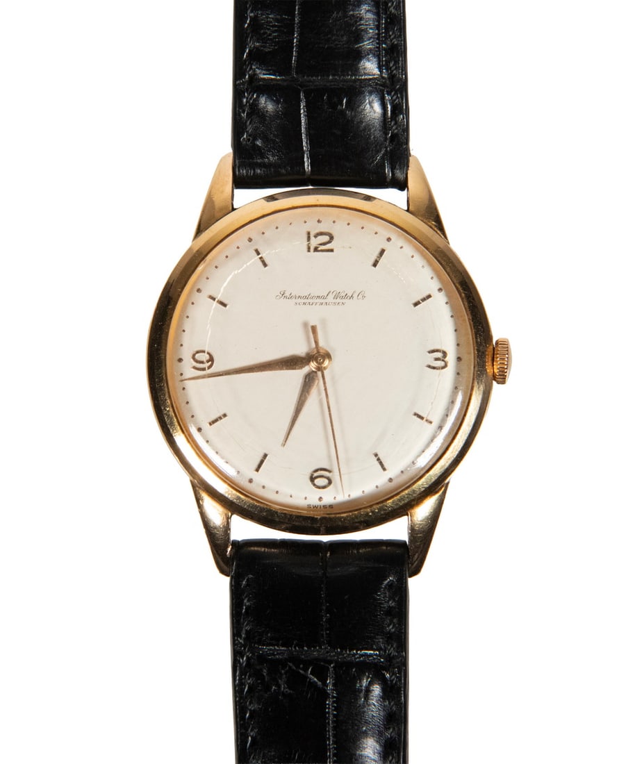 INTERNATIONAL WATCH CO. 18K GOLD WRISTWATCH (1 of 3)