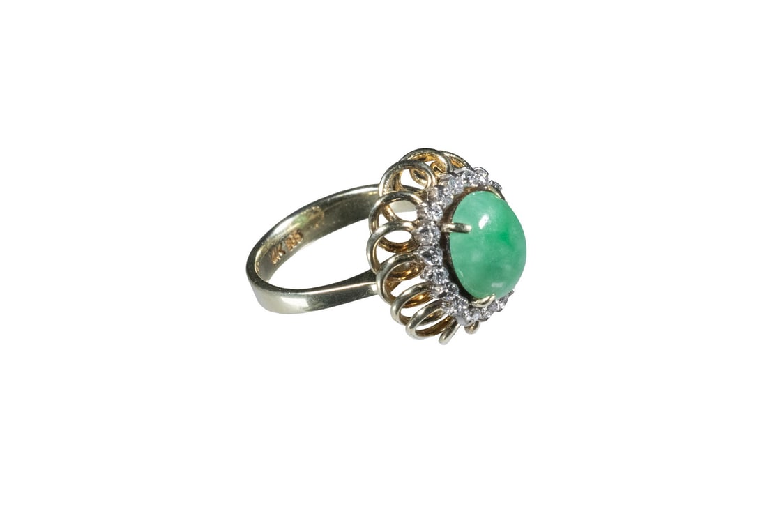 VINTAGE 14K GOLD, JADEITE AND DIAMOND RING (1 of 1)