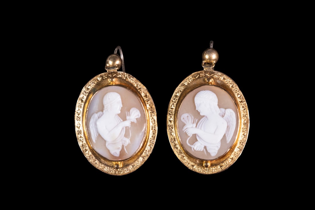PR VICTORIAN GOLD FILLED CAMEO DROP EARRINGS (1 of 2)