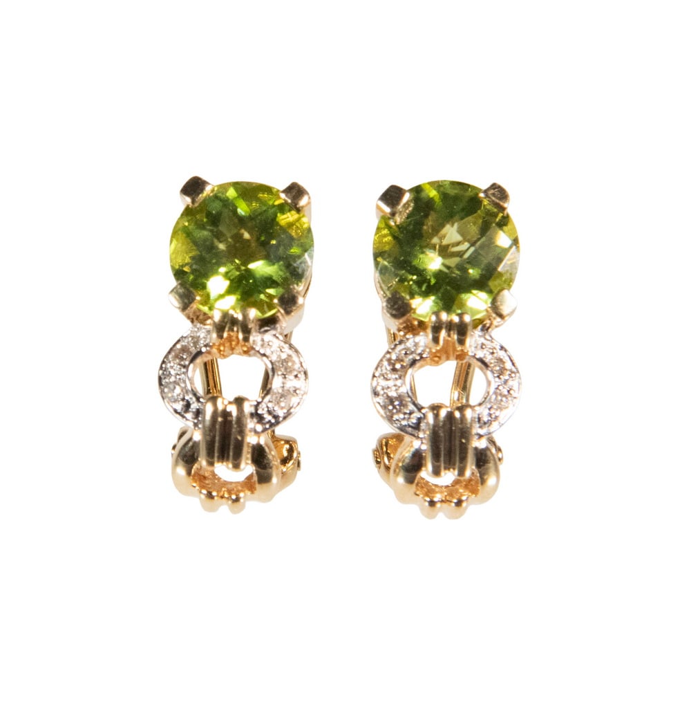 PR 14K GOLD PERIDOT AND DIAMOND EARSTUDS: PR 14K GOLD PERIDOT AND DIAMOND EARSTUDS Each designed with a round checkerboard-cut peridot measuring approximately 7.00 mm in diameter, joined by a circular diamond-set link accented with (4) melee 