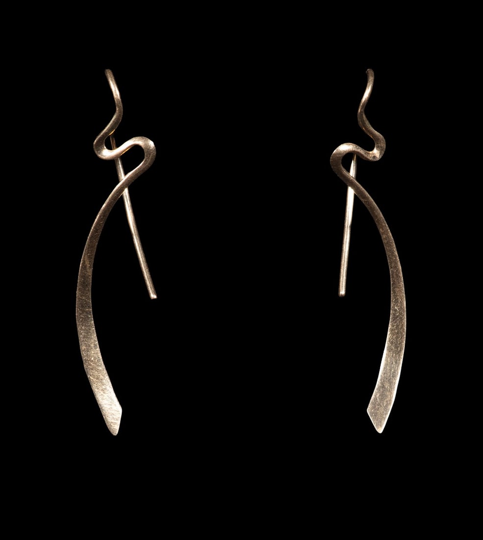 PR 14K GOLD MODERNIST WIRE EARRINGS (1 of 1)