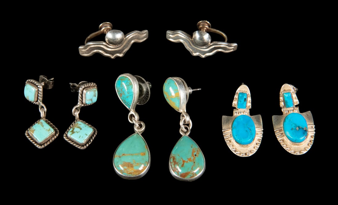 (4) PR VINTAGE MEXICAN STERLING SILVER EARRINGS (1 of 1)