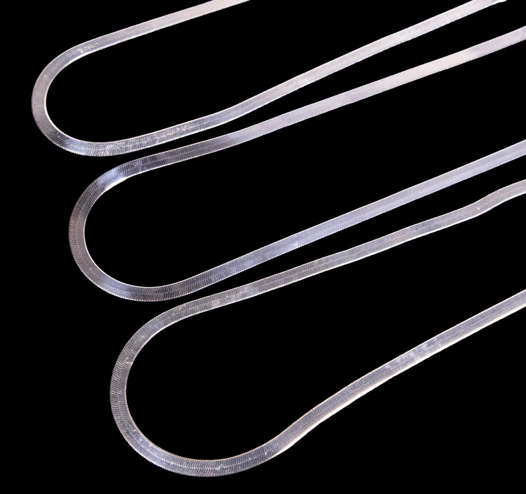(3) ITALIAN STERLING SILVER HERRINGBONE CHAINS (1 of 2)