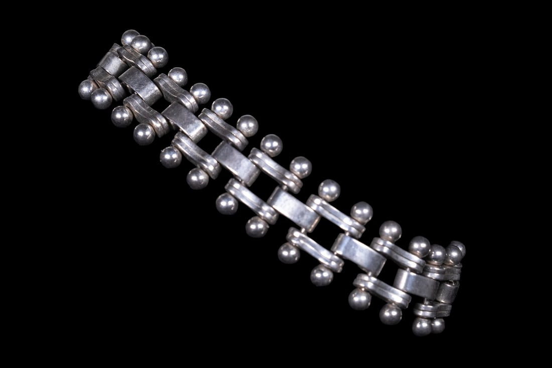 MODERNIST STERLING SILVER LINK BRACELET (1 of 1)