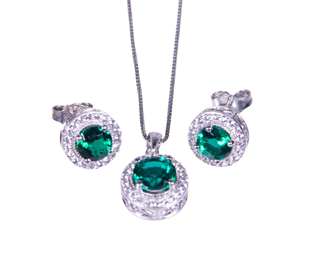 (2 PCS) STERLING SILVER SYNTHETIC EMERALD AND CZ JEWELRY SUITE (1 of 1)
