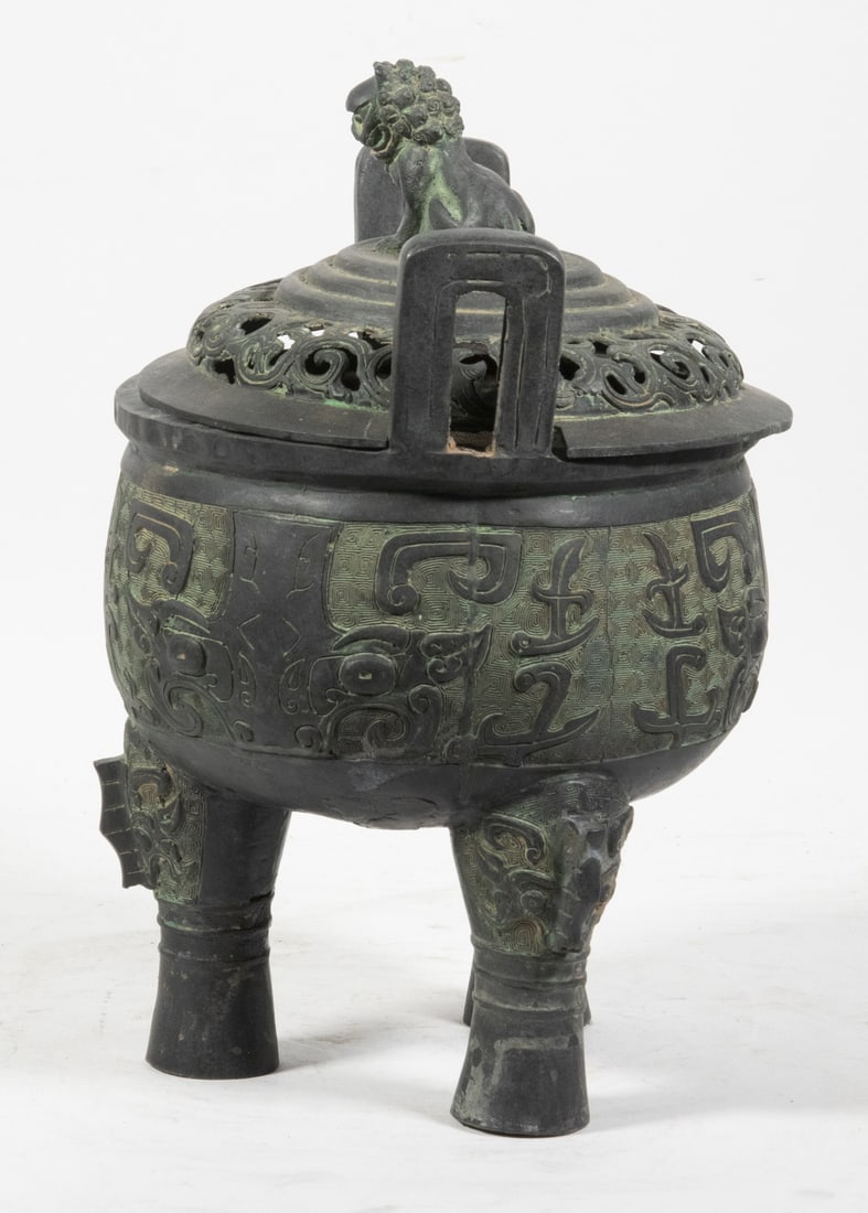CHINESE BRONZE DING - 3