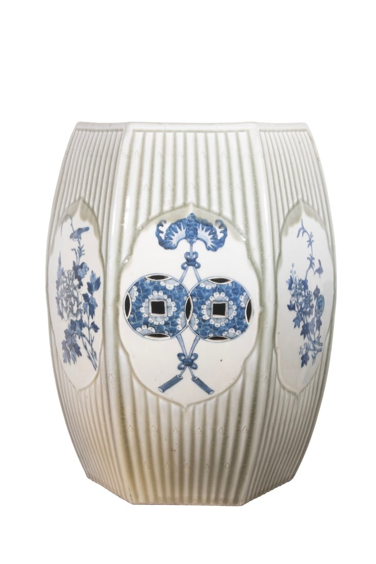 CHINESE HEXAGONAL PORCELAIN GARDEN SEAT (1 of 3)