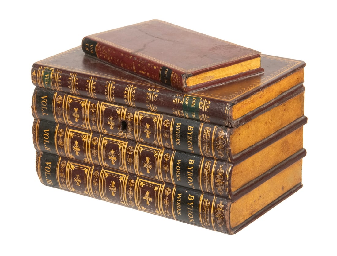 VICTORIAN FAUX BOOK FORM TEA CADDY (1 of 3)
