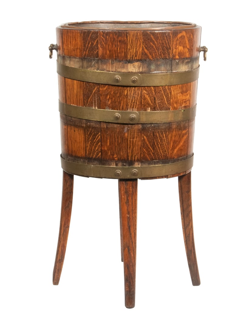 EDWARDIAN ERA BRASS BOUND OAK STANDING BUCKET (1 of 2)