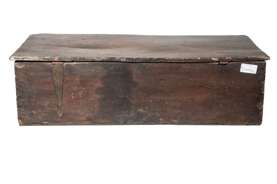 18TH C. PINE BIBLE BOX - 4