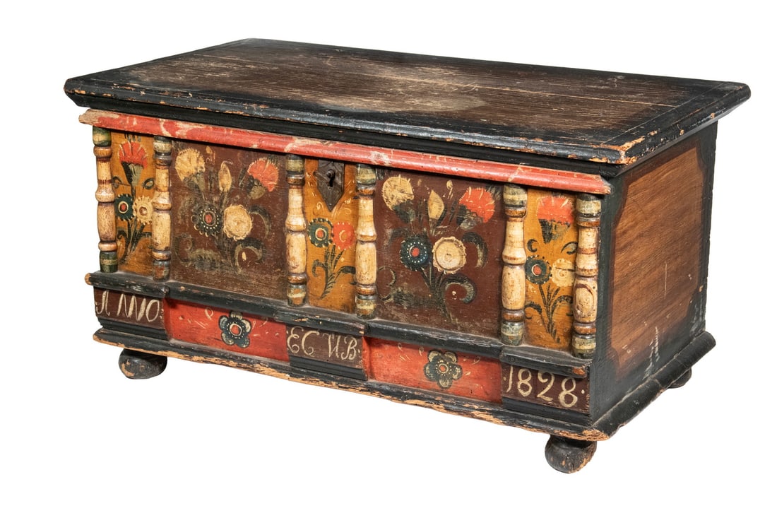 1828 PAINT DECORATED MARRIAGE CHEST (1 of 4)