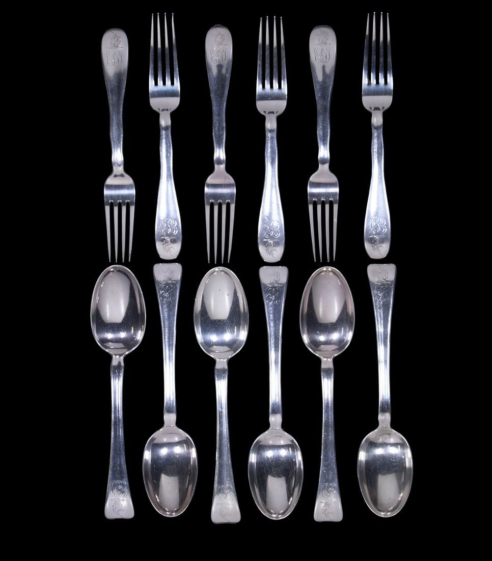 (12 PCS) TIFFANY & CO. "LAP OVER EDGE" STERLING FLATWARE (1 of 2)