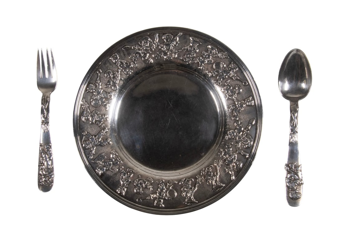 (3 PC) TIFFANY & CO. STERLING "CHILDREN ON PARADE" SERVING SET (1 of 4)