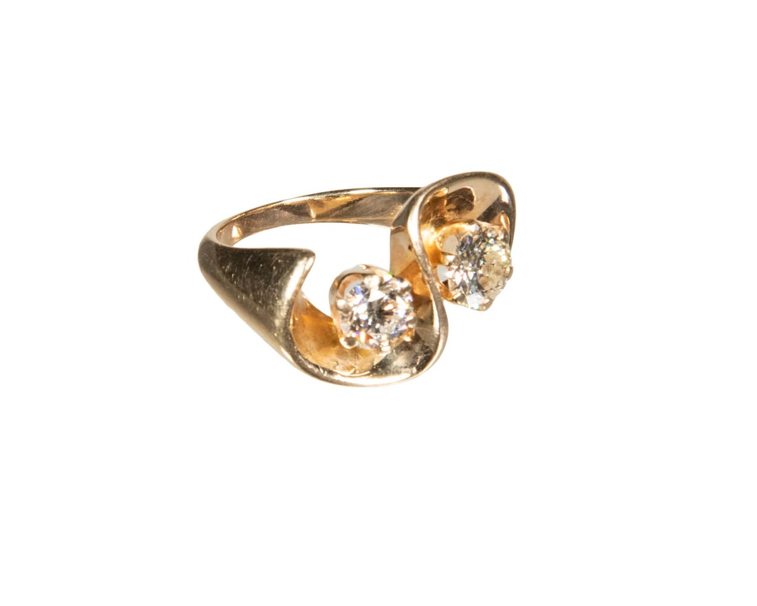VINTAGE 14K GOLD TWO DIAMOND BYPASS RING: PR 18K GOLD EARRINGS ATTRIBUTED TO LAPPONIA A pair of 18K gold pendant earrings in an organic modernist design, featuring textured radiating forms suspended from matching sculptural tops. The design