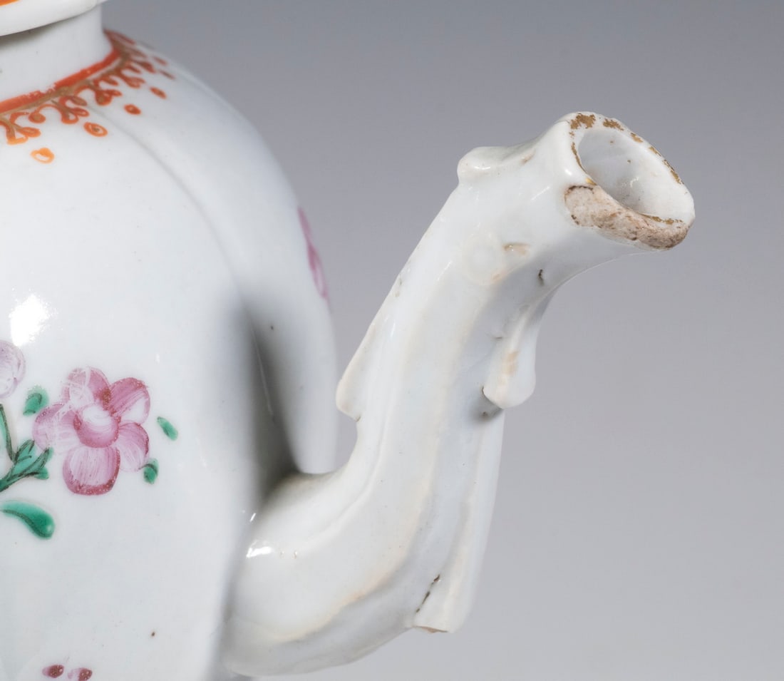 CHINESE EXPORT TEAPOT - 4