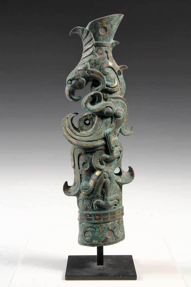 HAN DYNASTY STYLE GOLD & SILVER INLAID BRONZE - Chariot: HAN DYNASTY STYLE GOLD & SILVER INLAID BRONZE - Chariot Pommel in the form of a Horse's Leg decorated with Phoenix Birds, in the style of Sze Yuan Tang Archaic Bronzes, 2nd - 3rd century AD, On custom