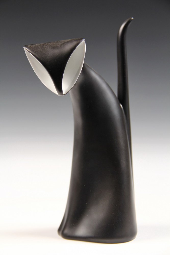 PORCELAIN FIGURINE - Seated Cat by Royal Dux,: PORCELAIN FIGURINE - Seated Cat by Royal Dux, Czechoslovakia. 6 1/2" tall. Fine condition.