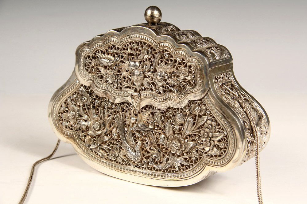 SILVER PURSE - 19th c. Chinese Export Silver Evening: SILVER PURSE - 19th c. Chinese Export Silver Evening Bag with fancy open filigree work featuring birds and flowers. With hinged lid, round top finial, and button top closure; suspended on silver chain
