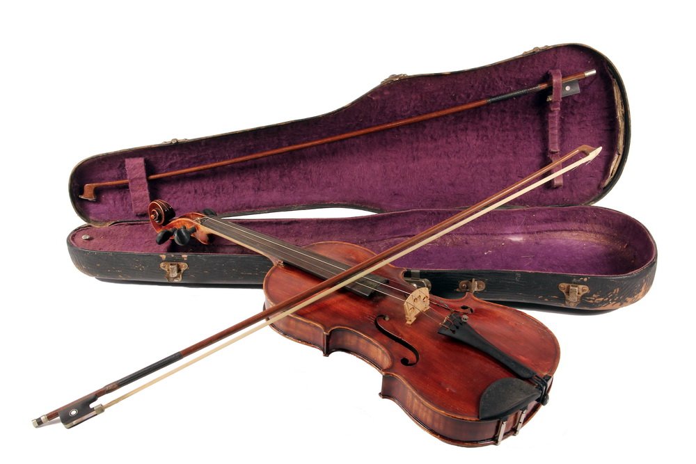 GERMAN VIOLIN IN CASE W/ (2) BOWS - Early GA: GERMAN VIOLIN IN CASE W/ (2) BOWS - Early GA Pfretzschner Markneukirchen Copy of a Stradivarius Violin, circa 1910, in period hard case with two bows: "Rex Professional" & "Bausch". 24" violin. Fair c