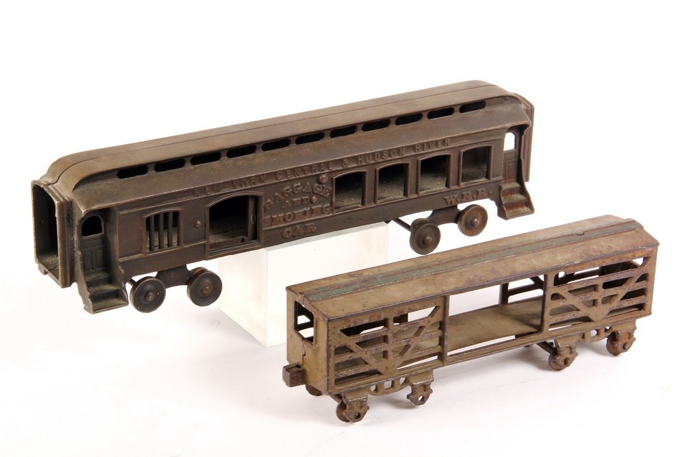 (2) CAST IRON TOY TRAIN CARS Rare "New York Central