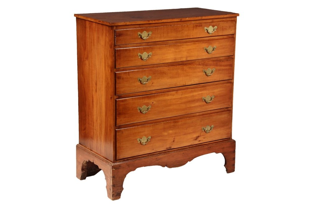 COUNTRY HEPPLEWHITE CHEST - Early 19th c. New England: COUNTRY HEPPLEWHITE CHEST - Early 19th c. New England Maple Chest on Bracket Base, with overhanging top, five graduated molded edge drawers, later batwing brasses, exposed dovetail base has molded rec