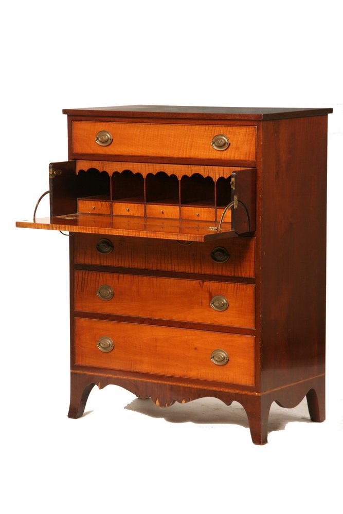 BUTLER'S CHEST - Custom Hepplewhite Style Butler's: BUTLER'S CHEST - Custom Hepplewhite Style Butler's Chest branded 'Vanersk' (Erskine-Danforth Co, New York), ca 1930s, in mahogany with tiger maple drawer fronts, oval acorn brasses, with desk inside f