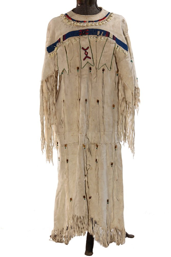 NATIVE AMERICAN DRESS Lakota Sioux Woman's Buckskin
