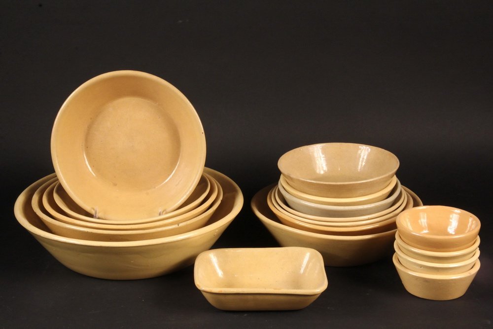 (17) YELLOW WARE BOWLS Mid 19th c. New England, Feb 08, 2015