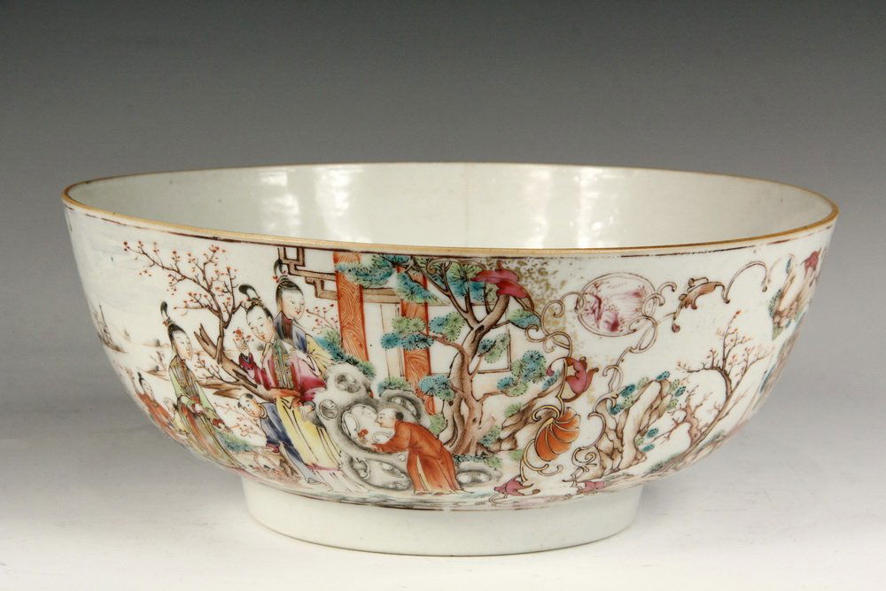 CHINESE EXPORT BOWL - Rare Mandarin Bowl for the French (1 of 8)