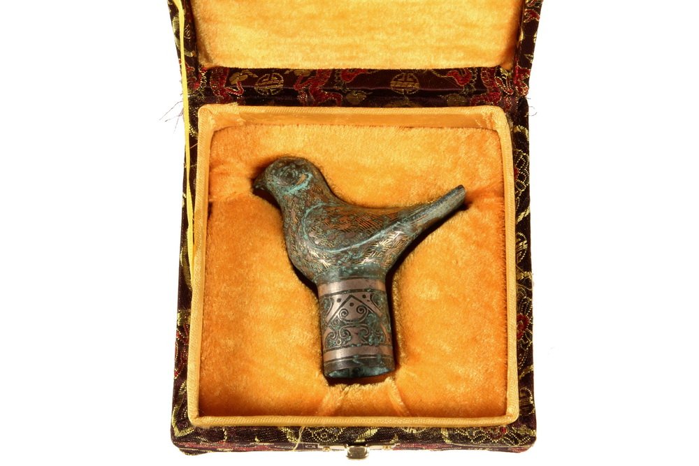 CHINESE BRONZE FINIAL - Bird-Form Finial in gold and (1 of 5)
