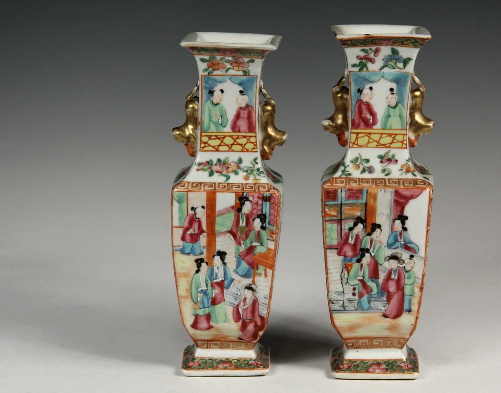 PAIR OF CHINESE PORCELAIN VASES - 19th c. Mandarin (1 of 4)